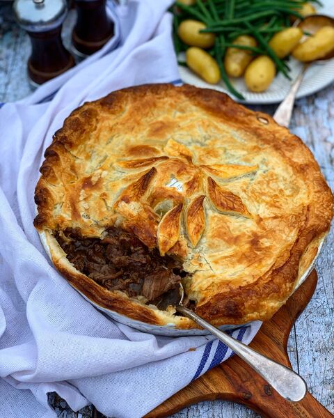 Boeuf Bourguignon Pie!