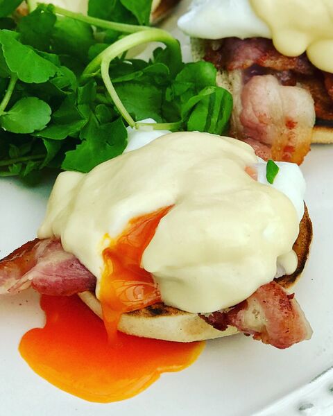 Eggs Benedict
