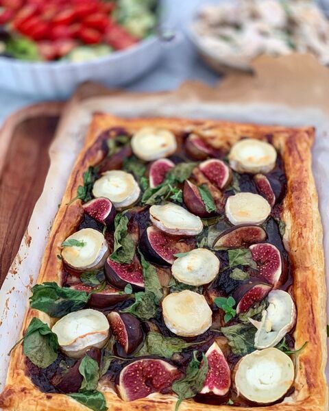 Fig, Goats Cheese, Spinach & Chutney Tart